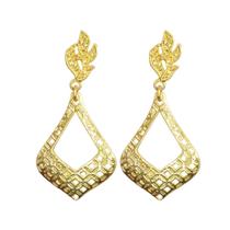 Brinco Gota Trabalhada - Banhado em Ouro 18k Brinco Gota Trabalhada - Banhado em Ouro 18k