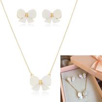 Brinco Laço Classico E Delicado Madre Perola Banho Ouro 18k