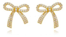 Brinco Laís Laço Médio Cravejado Zircônia Cristal banhado em ouro 18k
