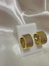 Brinco lili cravejado micro zircônia banho ouro 18k Brinco lili cravejado micro zircônia banho ouro 18k