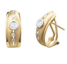 Brinco Meia Argola Em Ouro 18k Com Diamantes