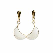 Brinco Meia Lua Pedra Quartzo Leitoso Ranhurado Dourado