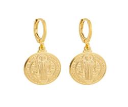 Brinco Mini Argola Pingente Redondo São Bento Banhado em Ouro 18K Brinco Mini Argola Pingente Redondo São Bento Banhado em Ouro 18K