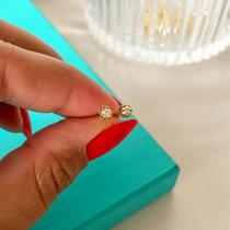 Brinco mini pérola cravada 3mm banhado a Ouro 18k