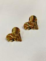 Brinco modelo coração orgânico