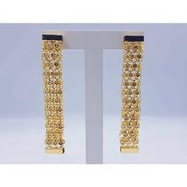 Brinco ondulado vertical banhado a ouro 18k Brinco ondulado vertical banhado a ouro 18k