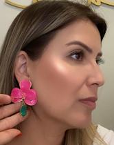 Brinco Orquídea com Pedra Verde Brinco Orquídea com Pedra Verde