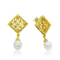 Brinco Pêndulo 8mm com Diamante e Pérolas em Ouro 18K