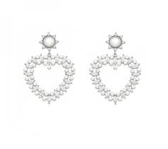 Brinco Pêndulo Coração em Pérolas Banhado a Ródio Branco - Zircônia