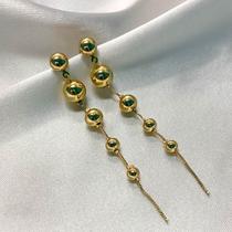 Brinco pêndulo esferas lisas banhado a ouro 18k