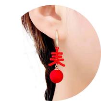 Brinco Pêndulo Vermelho Strass Zircônia Estilo Oriental Fest Brinco Pêndulo Vermelho Strass Zircônia Estilo Oriental Fest