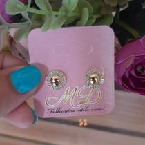 Brinco pequeno zirconia