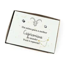Brinco ponto de luz aço + Caixa presente com frase Signo Capricornio Brinco ponto de luz aço + Caixa presente com frase Signo Capricornio