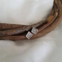 Brinco prata 925 losango cravejado Brinco prata 925 losango cravejado