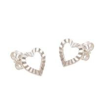 Brinco Prata Coração Vado Borda Diamantada Brinco Prata Coração Vado Borda Diamantada