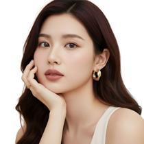 Brinco Pressão Dourado Torcido Elegante Fashion Festa Luxo Brinco Pressão Dourado Torcido Elegante Fashion Festa Luxo