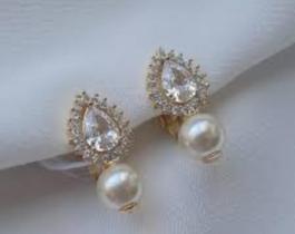 Brinco Pressão Perola Pendurada + Pedra Zircônia Cravejada