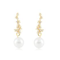 Brinco Ramo Pérola Com Microzircônias Folheado A Ouro Brinco Ramo Pérola Com Microzircônias Folheado A Ouro