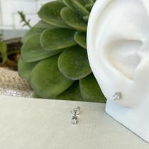 Brinco solitário zircônia : 08.2026 - Prateado