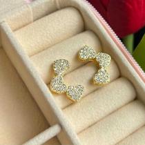 Brinco Triplo Coração Cravejado Banhado em Ouro 18k Brinco Triplo Coração Cravejado Banhado em Ouro 18k