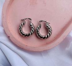 Brincos Argola Abs folheados a prata trabalhado torcido