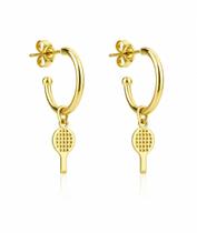 Brincos Argola Dourada Com Pingente Raquete De Tênis Dourado