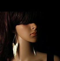 Brincos Borla Fashion Folheados a Ouro Brincos Borla Fashion Folheados a Ouro