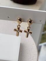 Brincos de base folheados modelo cruz com Strass