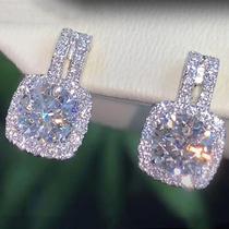 Brincos De Prata Com Zircônia Cúbica Branca AAA Para Mulheres - Joia De Destaque Brilhante Brincos De Prata Com Zircônia Cúbica Branca AAA Para Mulheres - Joia De Destaque Brilhante