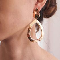 Brincos Dourado Sobrepor Delicado Feminino Festa Gold Luxo -