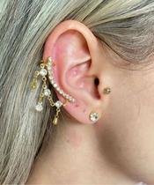 Brincos Earcuff piercing cravejado e com ponto de luz Brincos Earcuff piercing cravejado e com ponto de luz