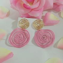 Brincos femininos Geométrico Circulos Rosa com Dourado Presente para namorada