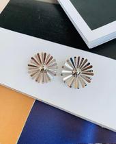 Brincos folheados brincos de Flor trabalhada Ouro e Prata