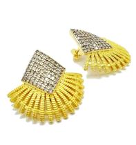 Brincos Losango Raiado Cravação Pavé Microzirconias Banho Ouro 18k 4624 Brincos Losango Raiado Cravação Pavé Microzirconias Banho Ouro 18k 4624