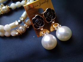 Brincos + pulseiras Divas