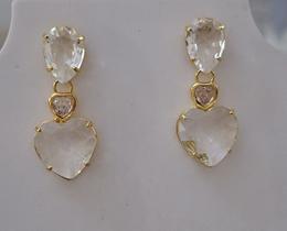 Brincos semijoia de coração de cristal com zirconias cor:preto