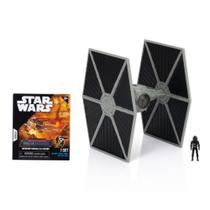 Brinque Star Wars Micro Galaxy Squadron TIE Fighter com acesso.