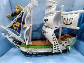 Brinquedo Barco miniatura pirata da pirates