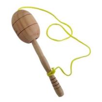 Brinquedo Bilboque Tradicional Bola - Unidade - Em Madeira