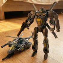 Brinquedo Boneco Robô Militar Guerreiro Transforma Aeronave Brinquedo Boneco Robô Militar Guerreiro Transforma Aeronave