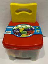 Brinquedo cadeira magic block SIMOTOYS amarelo e vermelho