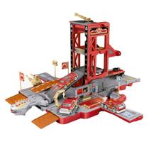 Brinquedo Carrinho Garagem Car 2x1 Playset Bravos Bombeiros Brinquedo Carrinho Garagem Car 2x1 Playset Bravos Bombeiros