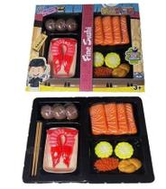 Brinquedo com kit de comidas japonesa