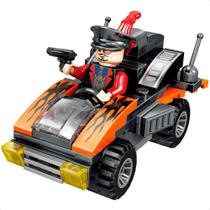 Brinquedo De Encaixe Heróis vs Vilões Dark Mamba General Kaos 79 Peças Veículo +4 Anos Macro-BM008