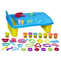 Brinquedo de mesa Play-Doh Play 'n Store com mais de 25 acessórios e 8 latas