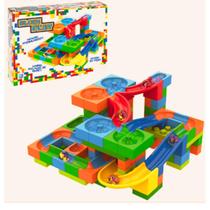 Brinquedo de Montar Educativo Com Pista De Bolinhas De Gude 128 Pçs