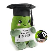 Brinquedo de pelúcia Graduation Stuffed Pickle Primo 2025 Primo Lines