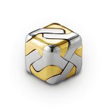 Brinquedo de quebra-cabeças de metal Brain Teasers, versão AZG Go Magic Cube