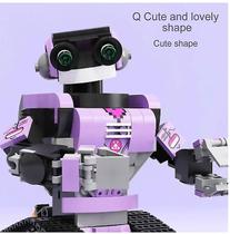 Brinquedo de veículo rastreado RC com blocos de construção de robôs elétricos