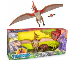 Brinquedo Dinossauro Pterossauro voador em vinil com Som .